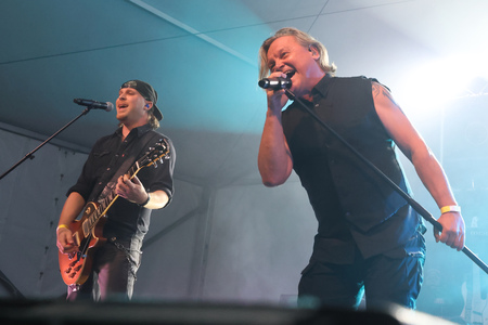 Cerkniška noč, koncert Šank Rock in zabava s skupino Dejan dogaja band ob občinskem prazniku 20 Foto Ljubo Vukelič